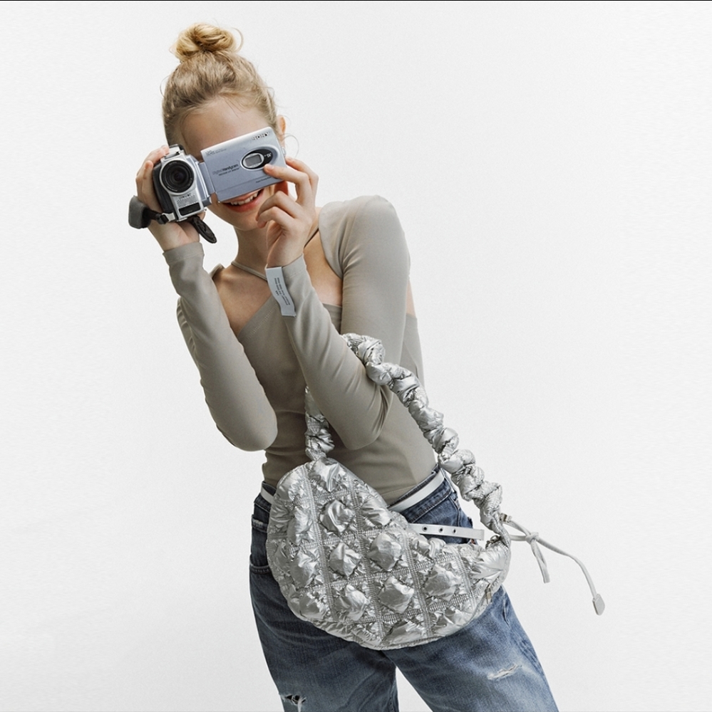 NEW Carlyn Cozy Glaze Shoulder Bag in silver